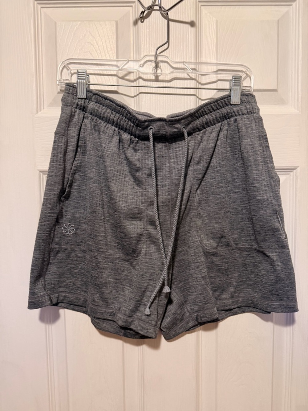 Mens Nike Heather Gray Drawstring Lounge Shorts. Size medium.
